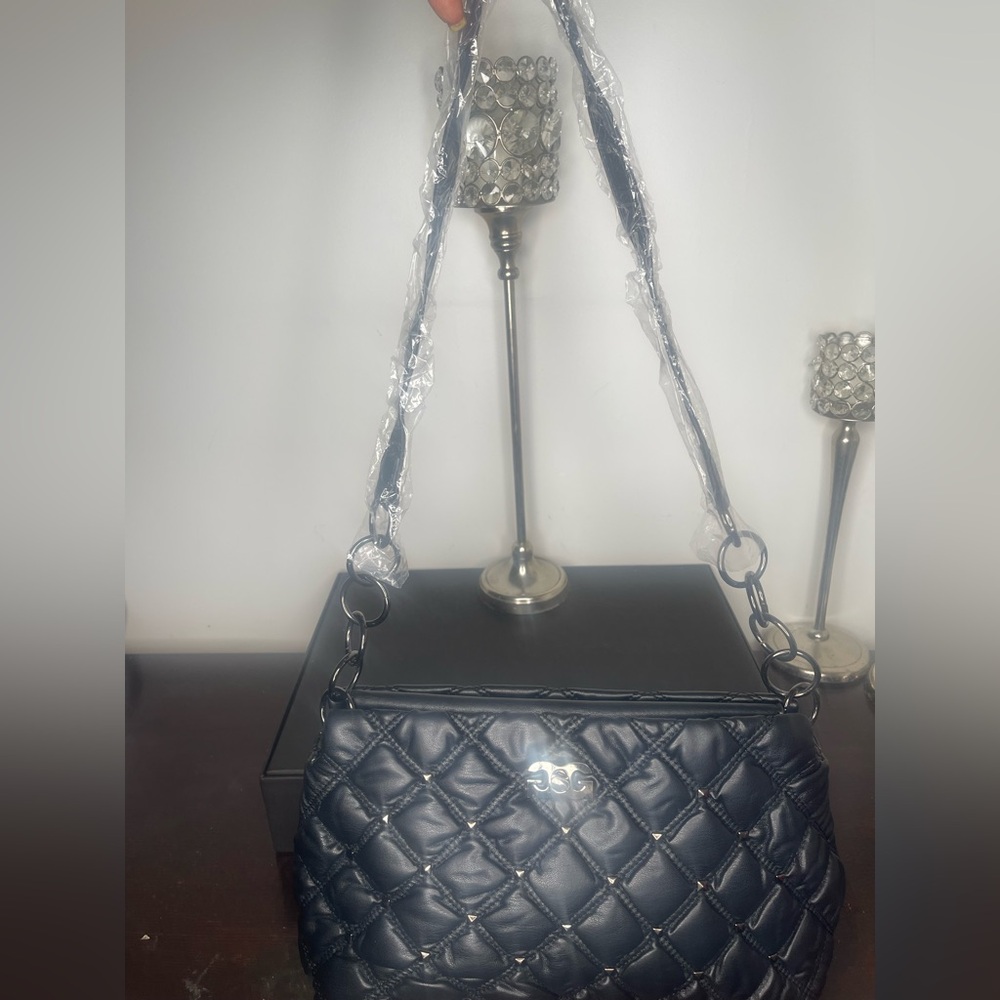 Gilda Paris Quilted Black Shoulder Bag - Picture 4 of 5
